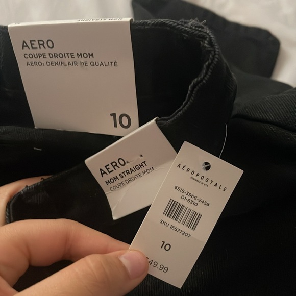 Bluenotes Mom Straight Leg Jeans - Picture 4 of 4